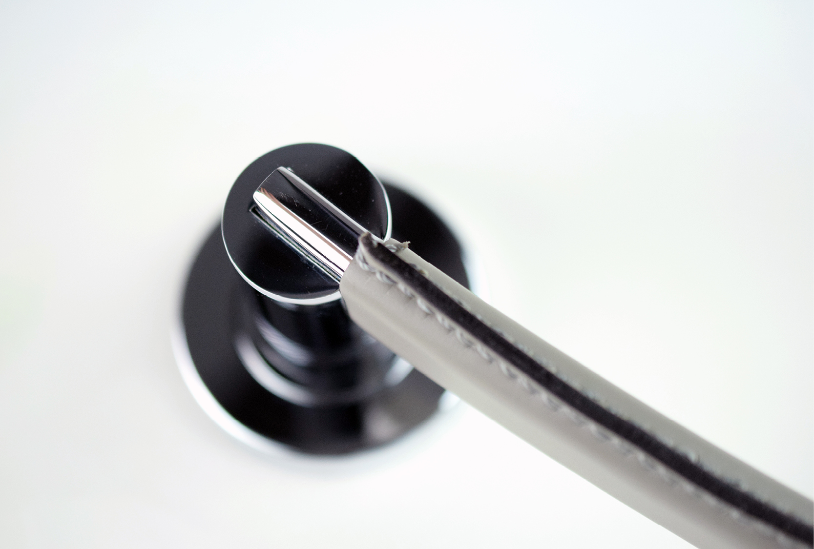 CUSTOM LEATHER DOOR LEVER